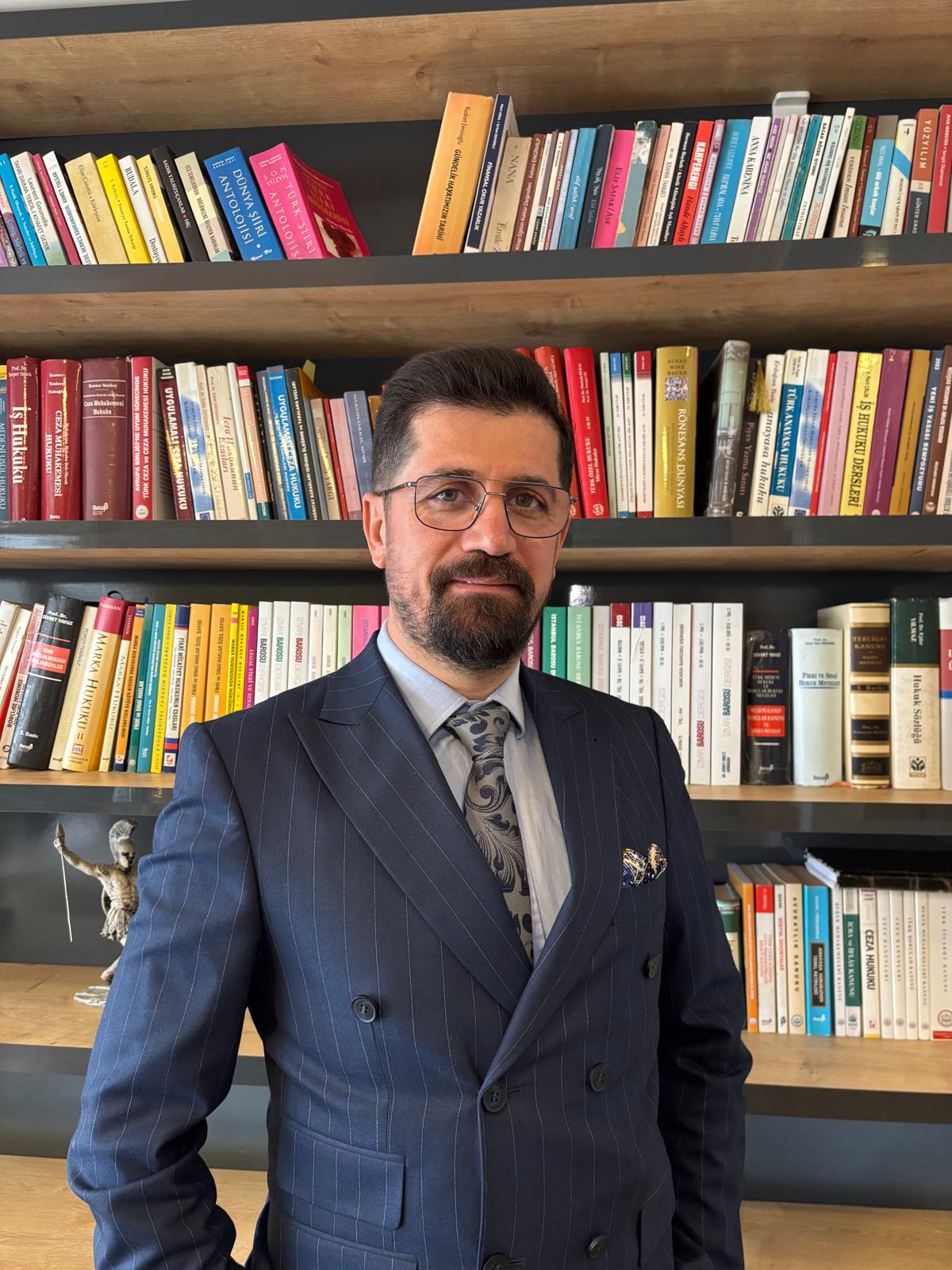 Av. Soner AKGÜL | İstanbul & İzmir Dikili Hukuk Bürosu